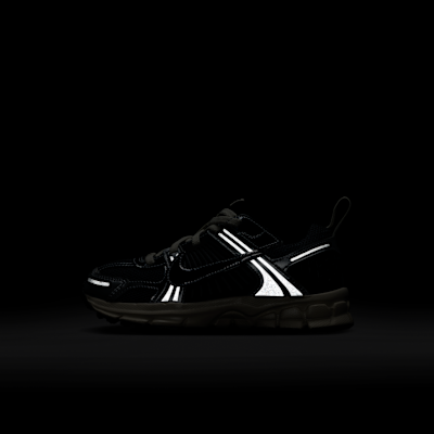 나이키 보메로 5 반사 디자인 액센트 리틀키즈 신발