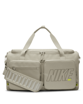 Nike Utility Power Training Duffel Bag (Small, 31L).