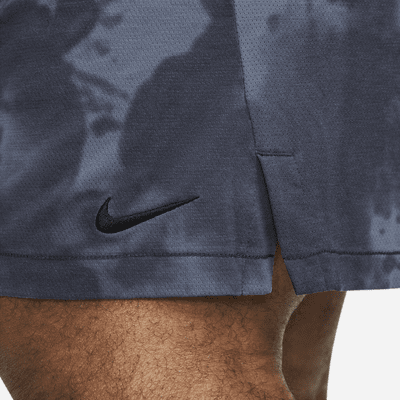 Shorts sin forro de 18 cm para hombre Nike Yoga Dri-FIT