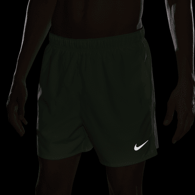 Shorts de correr Dri-FIT de 13 cm con forro de ropa interior para hombre Nike Challenger