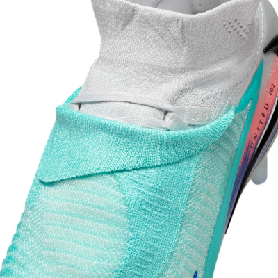 Nike United Phantom 6 High Elite fotballsko til gress