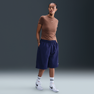 Playera de manga corta ceñida de cuello alto para mujer Nike Sportswear Chill Knit