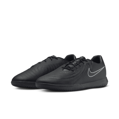 Nike Phantom GX 2 Academy IC Low-Top Football Shoes. Nike UK