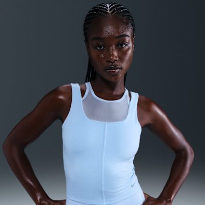 Camiseta de tirantes Dri-FIT cropped para mujer Nike One Fitted
