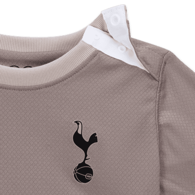 Conjunto de três peças de futebol Nike do terceiro equipamento Tottenham Hotspur 2023/24 para bebé