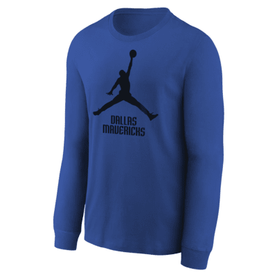 Playera de manga larga Jordan de la NBA para niños talla grande Dallas Mavericks Essential