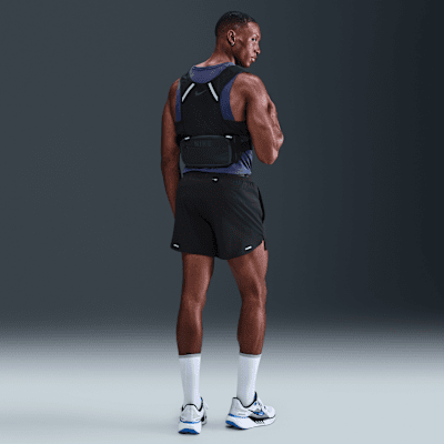 Shorts de correr Dri-FIT de 13 cm con forro de ropa interior perforados para hombre Nike Stride