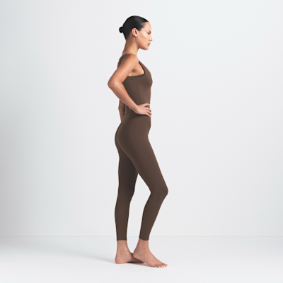 NikeSKIMS Matte Women's High-Waisted 26" Knee Grip Leggings