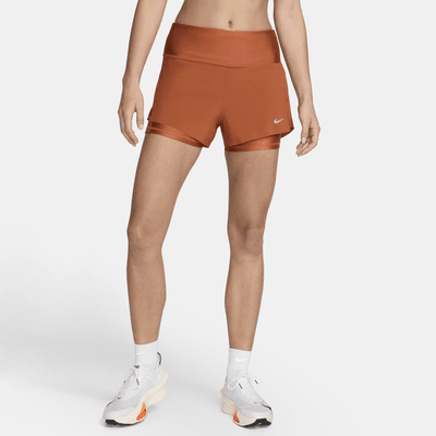 Nike Dri-FIT Swift 2-in-1 hardloopshorts met halfhoge taille en zakken voor dames (8 cm)