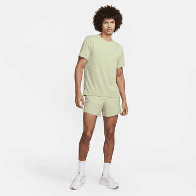 Nike Miler Men's Dri-FIT UV Short-Sleeve Running Top. Nike IL