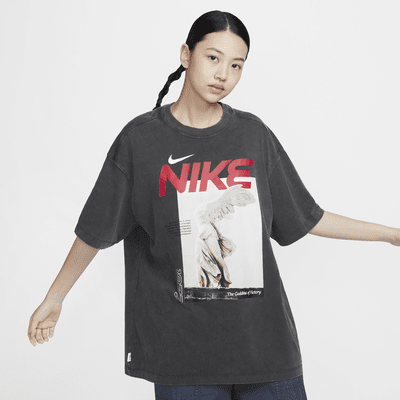 Nike Sportswear Women's Oversized T-Shirt