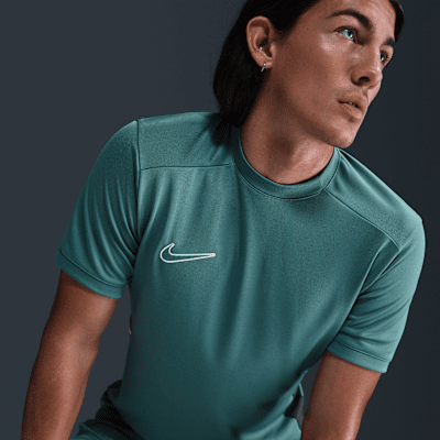 Nike Academy Men's Dri-FIT Short-Sleeve Football Top
