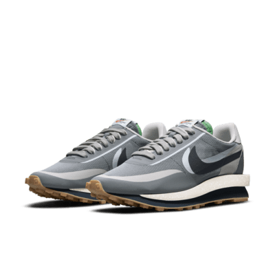 Calzado Nike LDWaffle x sacai x CLOT