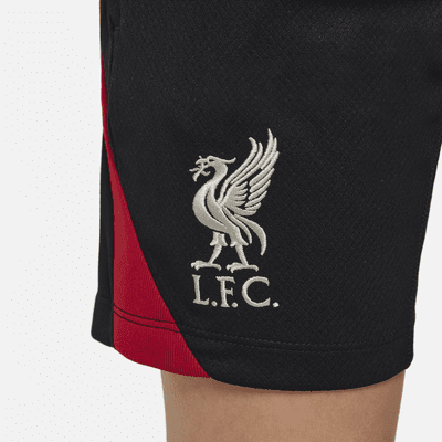 Shorts de fútbol de tejido Knit Nike Dri-FIT para niños talla grande Liverpool FC Strike