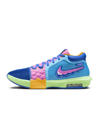 LeBron Witness 8 
