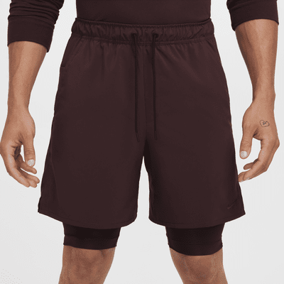 Shorts versátiles Dri-FIT de 18 cm 2 en 1 para hombre Nike Unlimited