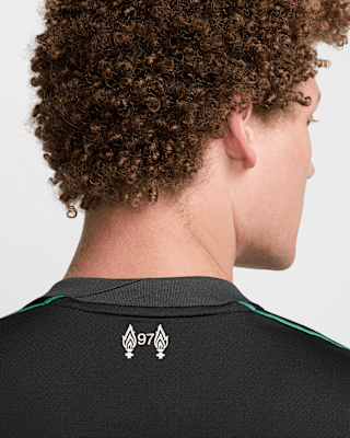 Liverpool FC 2024/25 Stadium 客場