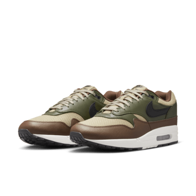 รองเท้าผู้ชาย Nike Air Max 1 Essential Premium