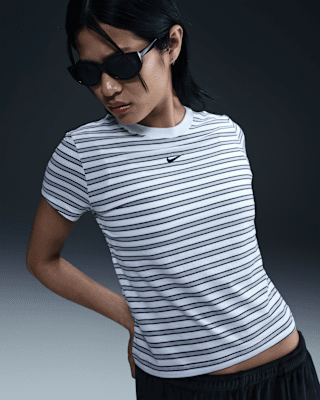 Женская футболка Nike Sportswear Chill Knit Slim Striped