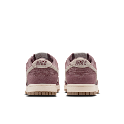 나이키 덩크 로우 프리미엄 SE 여성 신발
