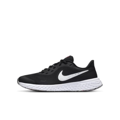 nike revolution 5 squeak