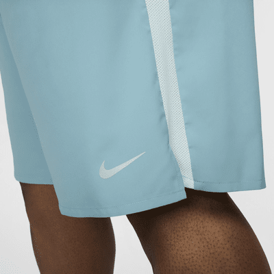 Shorts de correr 2 en 1 Dri-FIT de 18 cm para hombre Nike Challenger