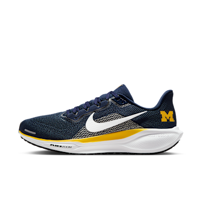 Michigan Pegasus 41 Men's Nike College Road Running Shoes