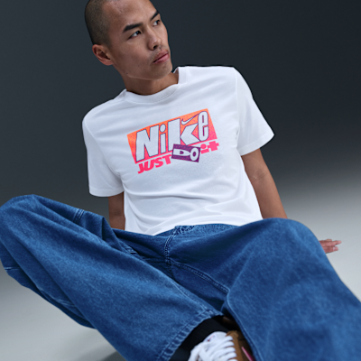 Nike Sportswear Men's T-Shirt