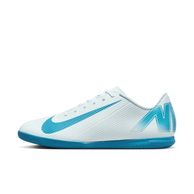 Nike Mercurial Vapor 16 Club IC Low-Top Football Shoes