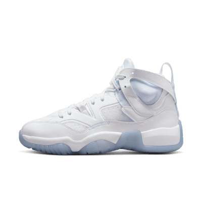 white jordans shoes