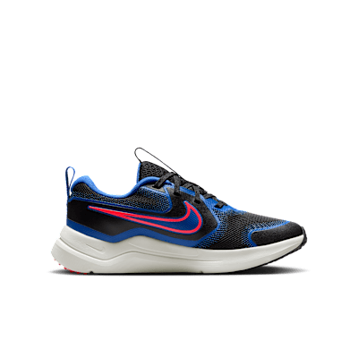 Nike Cosmic Runner 大童路跑鞋