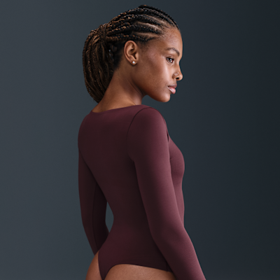 Nike Form Women's Long-Sleeve Bodysuit