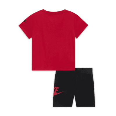 Nike Baby (12–24M) T-Shirt and Shorts Set