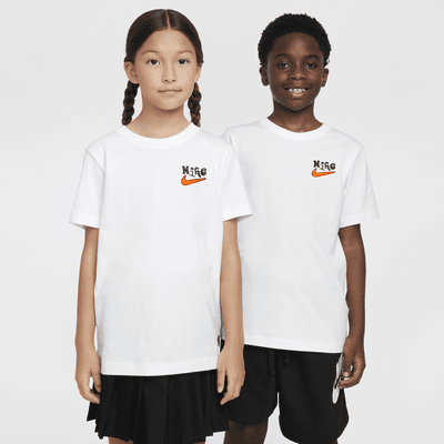 Nike Sportswear Older Kids' T-Shirt