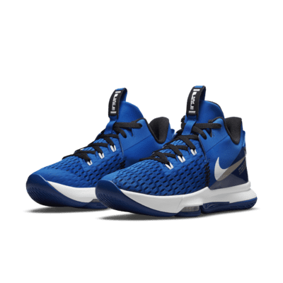 LeBron Witness 5 Basketball Shoes