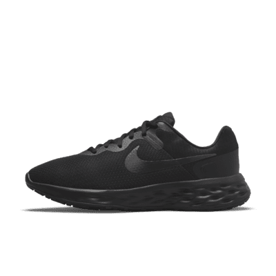 Nike (Extra Shoes Running 6 Wide). Men\'s Revolution