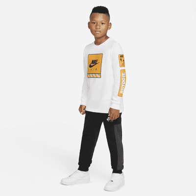 Nike Sportswear Big Kids' (Boys') Long-Sleeve T-Shirt