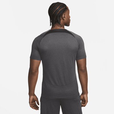 Black nike 2025 football top