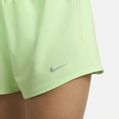 Shorts con forro de ropa interior Dri-FIT de tiro medio de 8 cm para mujer Nike One