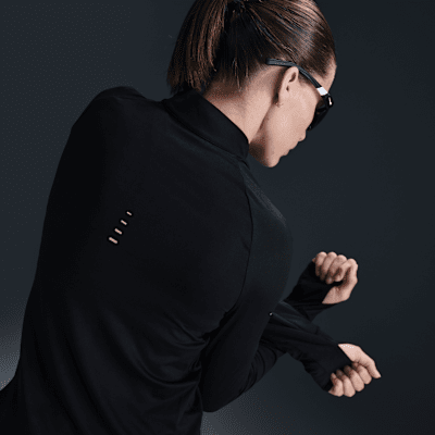 Nike Swift Dri-FIT UV-Laufoberteil mit Viertelreißverschluss (Damen)