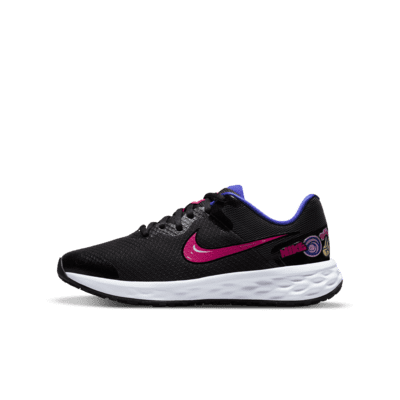 Nike Revolution 6 SE