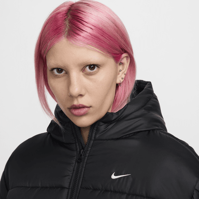 Nike Sportswear Classic Puffer Chaqueta con capucha de ajuste holgado Therma-FIT - Mujer