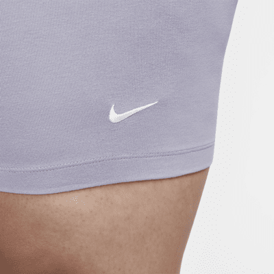 Nike Sportswear Essential Women's Mid-Rise Bike Shorts (Plus Size)