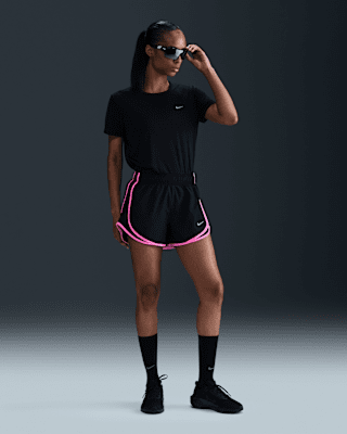 Женские шорты Nike Tempo Dri-FIT Mid-Rise Brief-Lined Shorts для бега