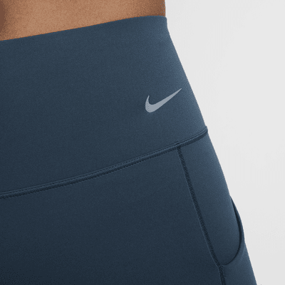 Leggings i 7/8-längd Nike Universa med fickor, mediumstöd och medelhög midja för kvinnor