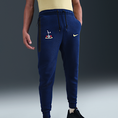 Tottenham Hotspur Tech Men's Nike Total 90 Football Fleece Joggers
