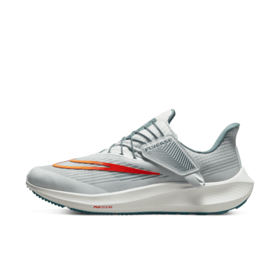 Calzado de running de carretera fácil de poner y quitar para hombre Nike  Air Zoom Pegasus 39 FlyEase. Nike MX