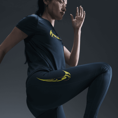 Nike One 女款 Dri-FIT 短袖圖樣跑步上衣