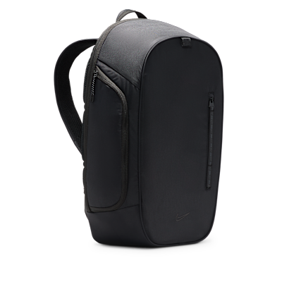 Nike Sportswear Commute 系列