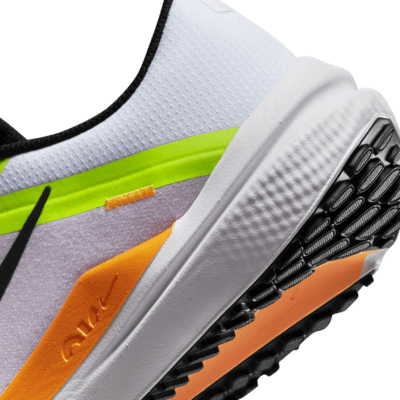 Nike Winflo 10 Men's Road Running Shoes. Nike IN